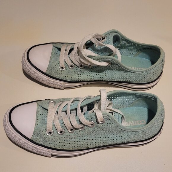Converse Size 6.5 - Picture 2 of 5